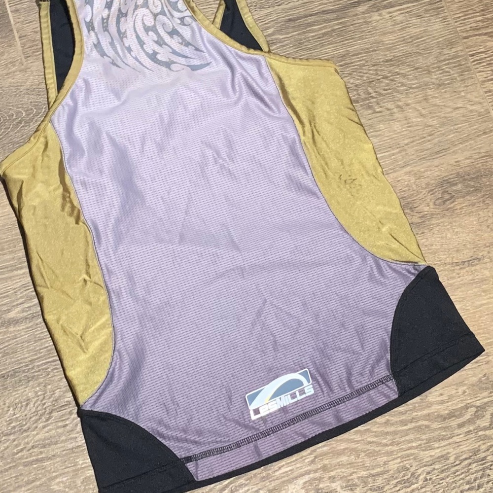 ULTRA RARE, Body Attack tank top - Picture 4 of 5